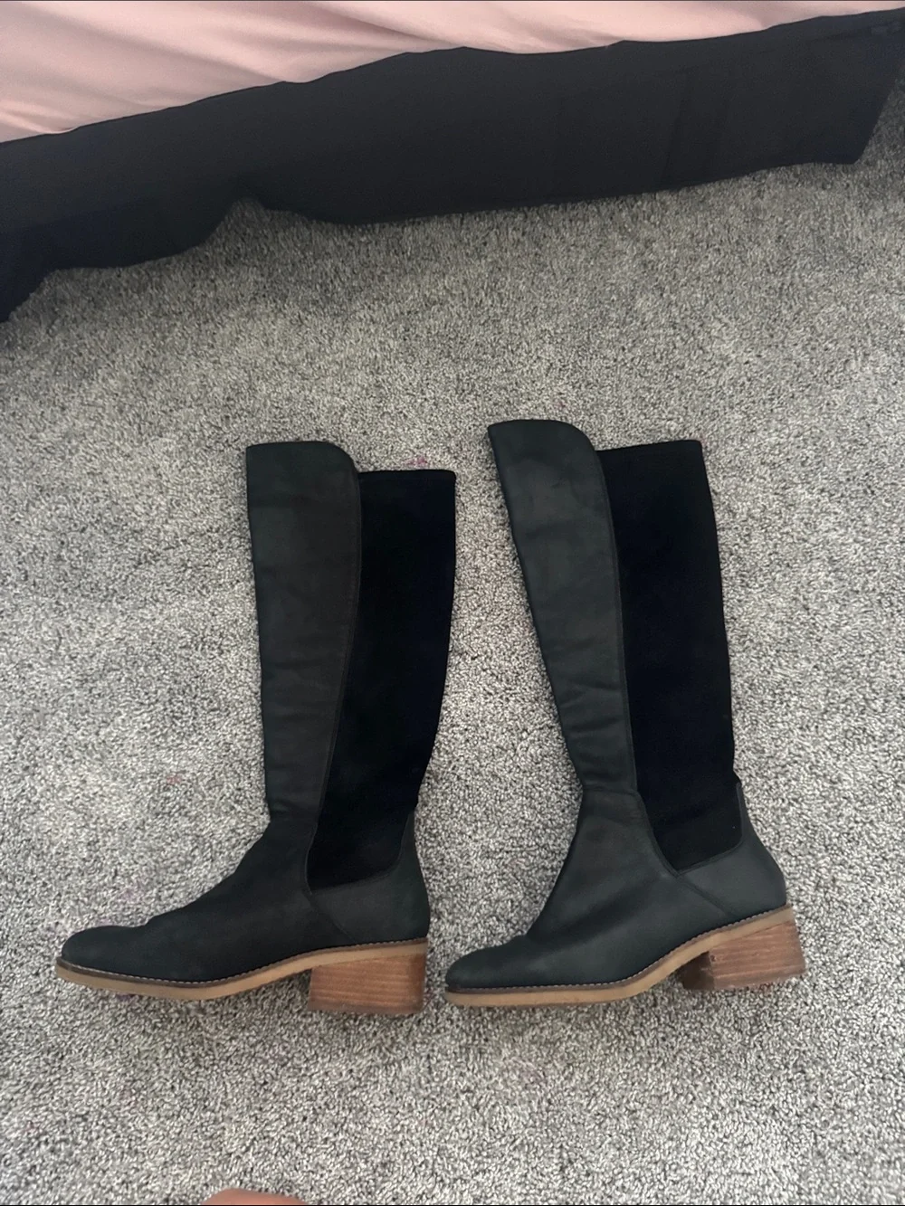 Lucky Brand Black Women's Knee-High Stretch Boots - Classic Sleek Design